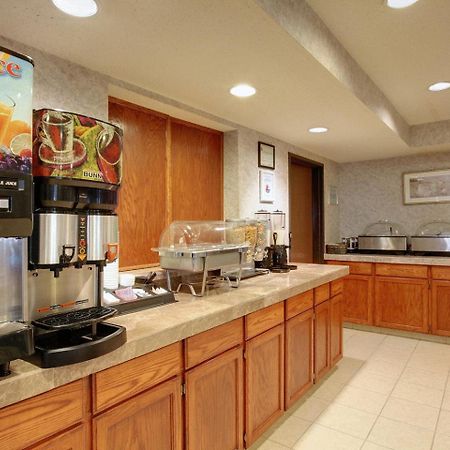 Americas Best Value Inn And Suites Saint Charles Εστιατόριο φωτογραφία