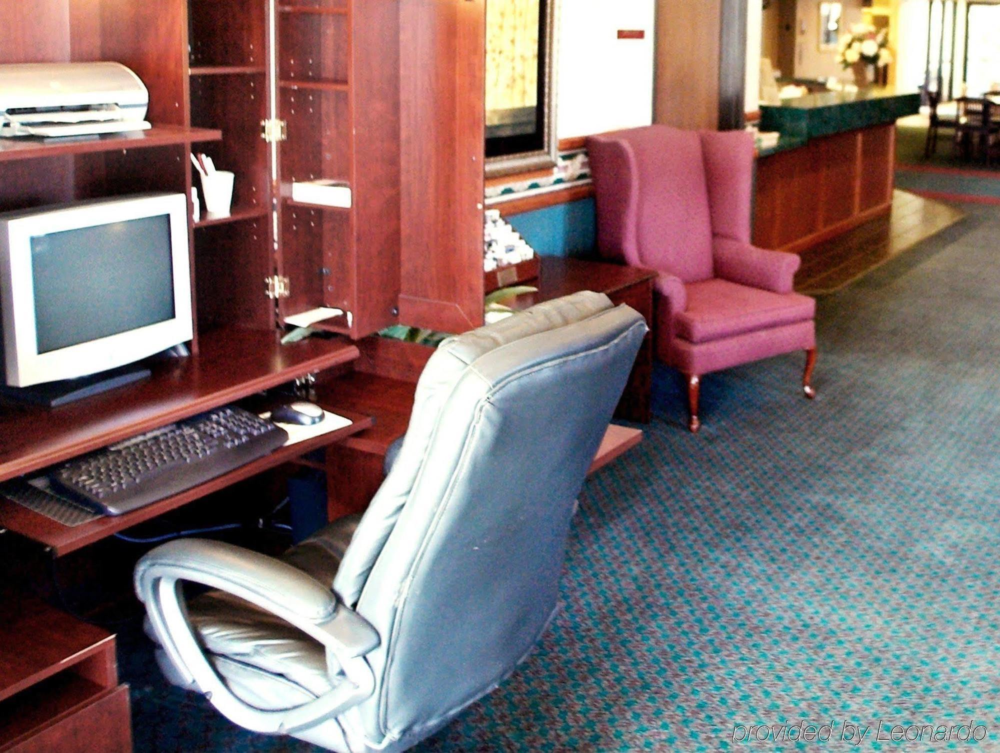 Americas Best Value Inn And Suites Saint Charles Εξωτερικό φωτογραφία