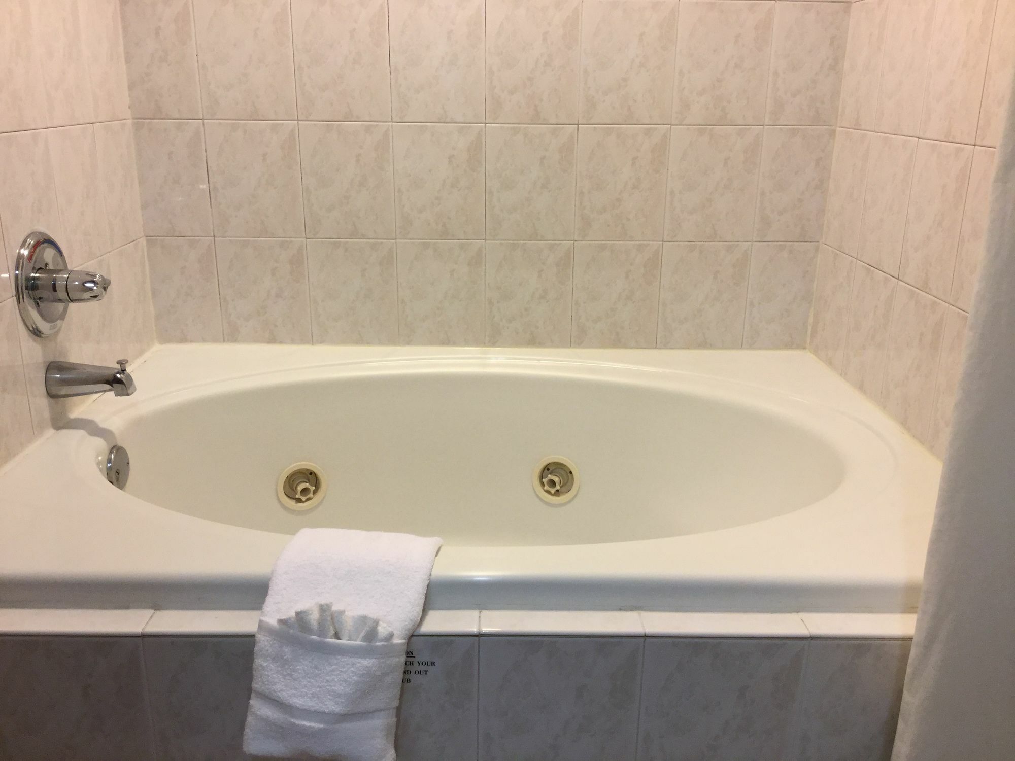 Americas Best Value Inn And Suites Saint Charles Εξωτερικό φωτογραφία