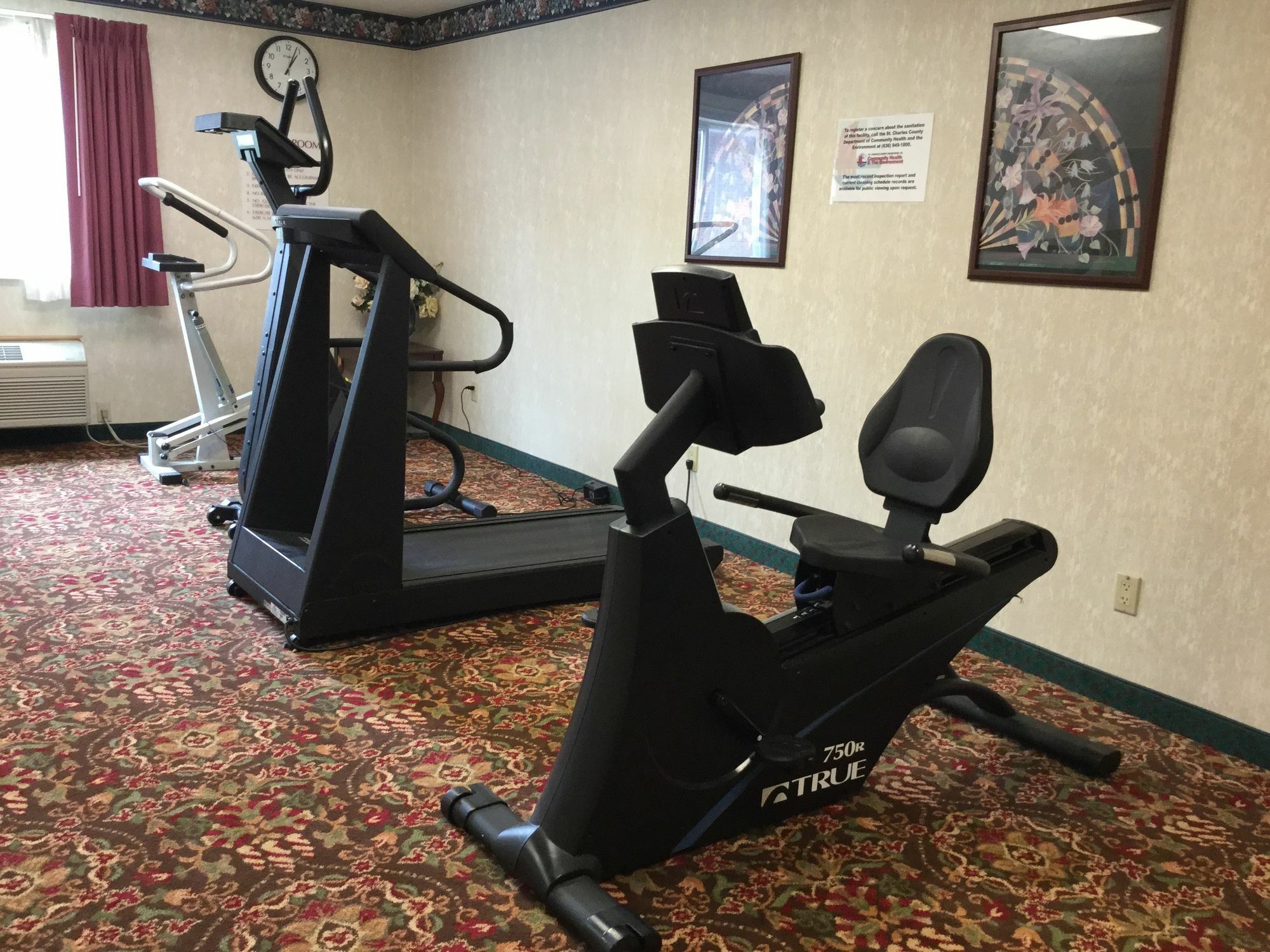 Americas Best Value Inn And Suites Saint Charles Εξωτερικό φωτογραφία